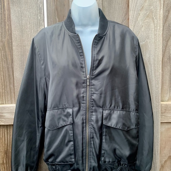 Women’s Zip-Up Bomber Jacket Forever 21 - Picture 8 of 9